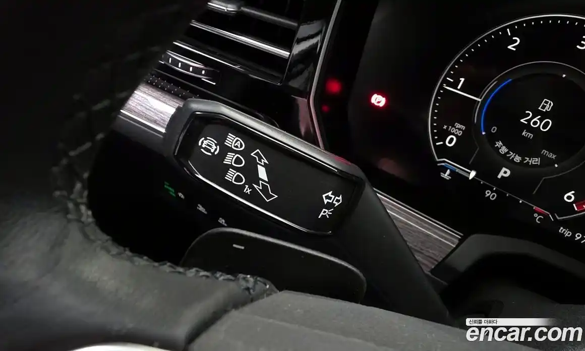 Volkswagen Touareg 2023 3.0 гидро в Москве № 1405490, фото 29