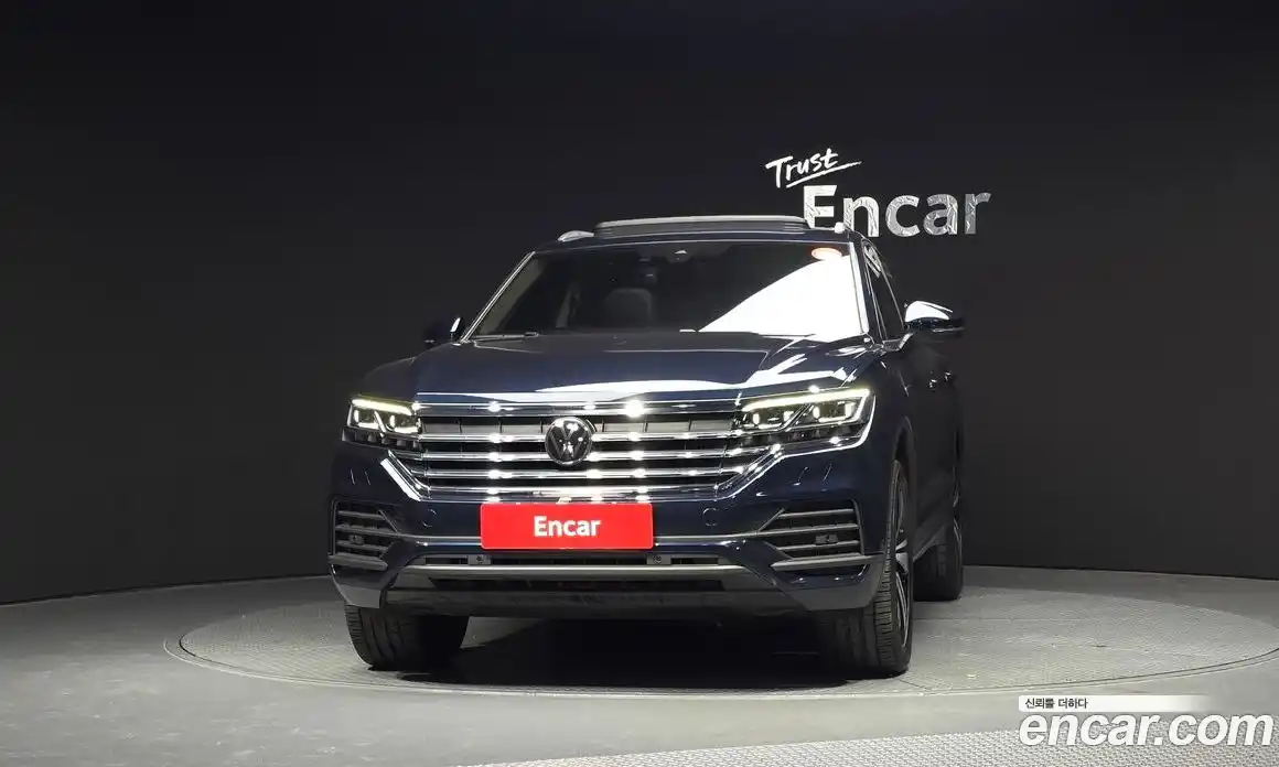 Volkswagen Touareg 2023 3.0 гидро в Москве № 1405490, фото 3