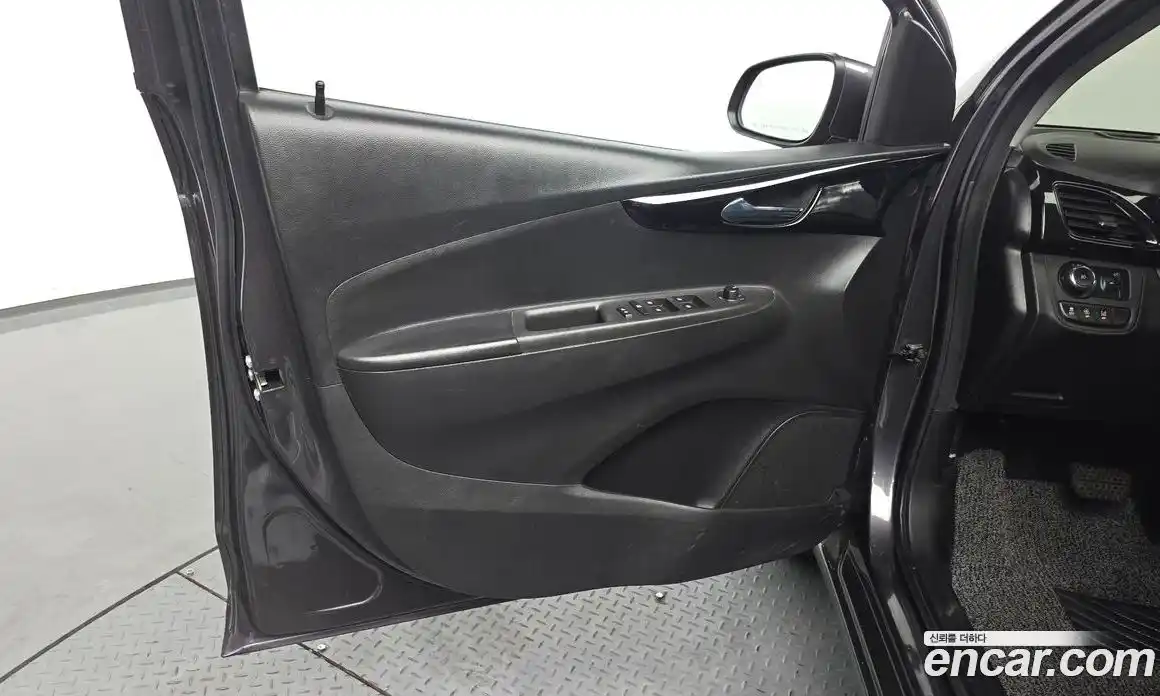 Chevrolet Spark 2015 1.0 гидро в Москве № 1420341, фото 14