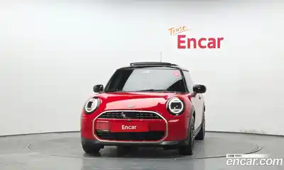 Mini Cooper 2024 2.0 гидро в Москве № 1423485, миниатюра 3