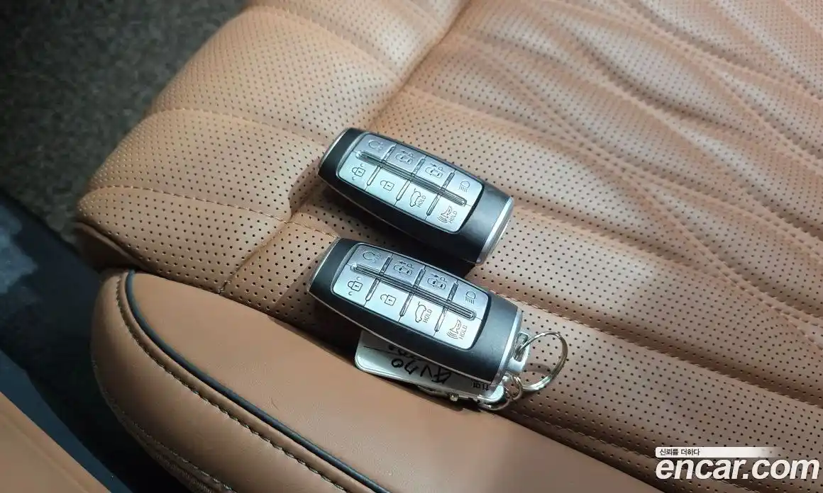 Genesis GV70 2023 2.5 гидро в Москве № 1538875, фото 33
