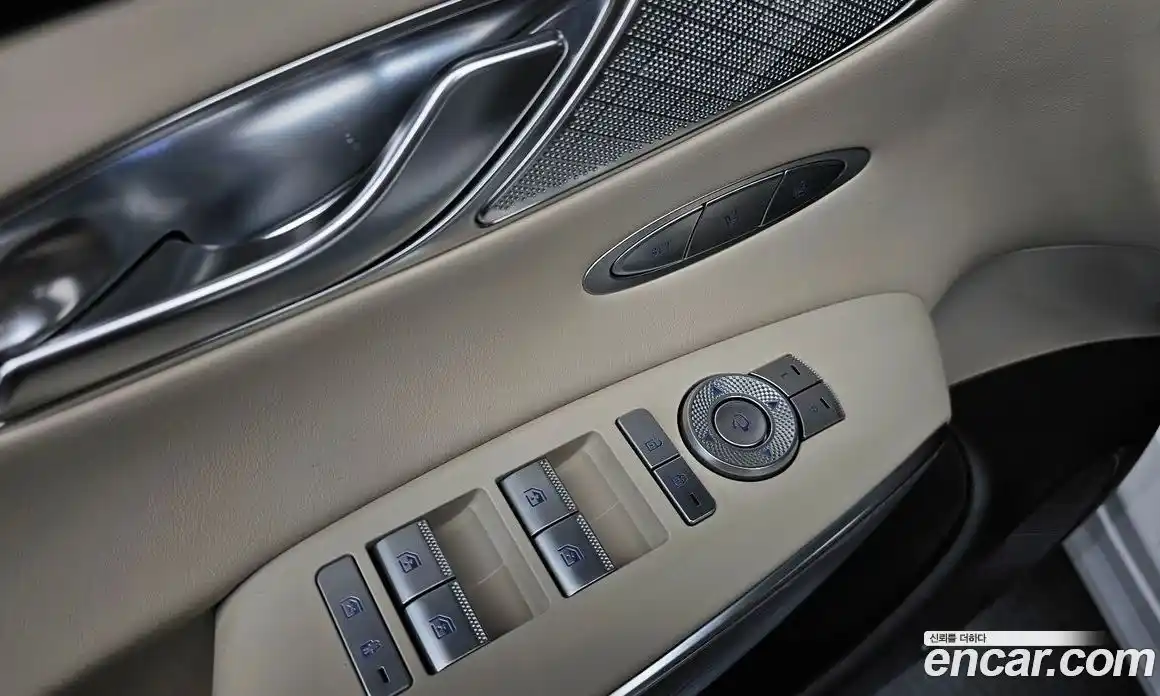 Genesis GV70 2022 2.5 гидро в Москве № 1538897, фото 28