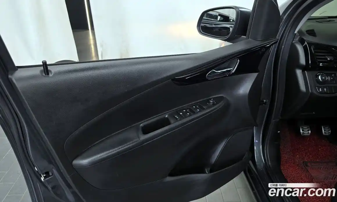 Chevrolet Spark 2016 1.0 механика в Москве, фото 14