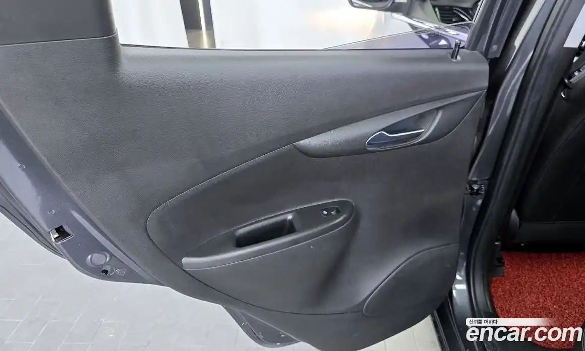 Chevrolet Spark 2016 1.0 механика в Москве, фото 15