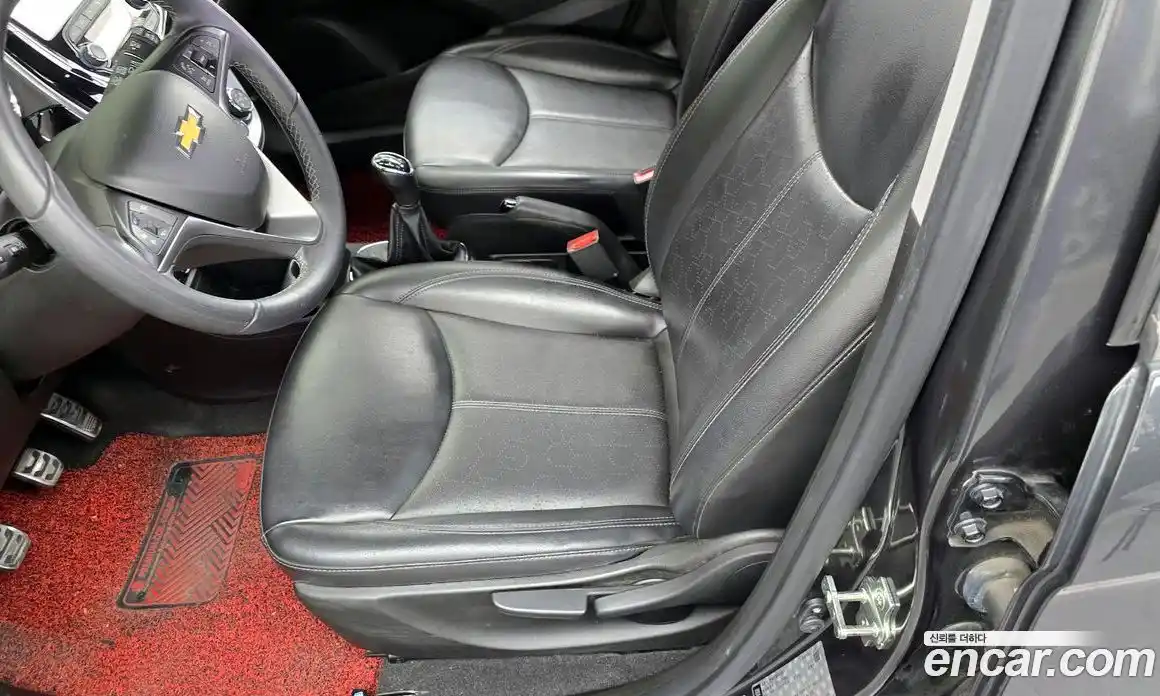 Chevrolet Spark 2016 1.0 механика в Москве, фото 16