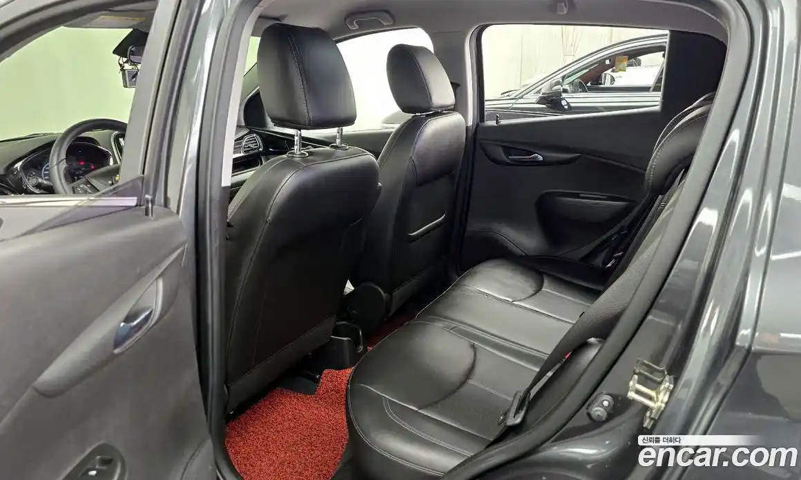 Chevrolet Spark 2016 1.0 механика в Москве, фото 17