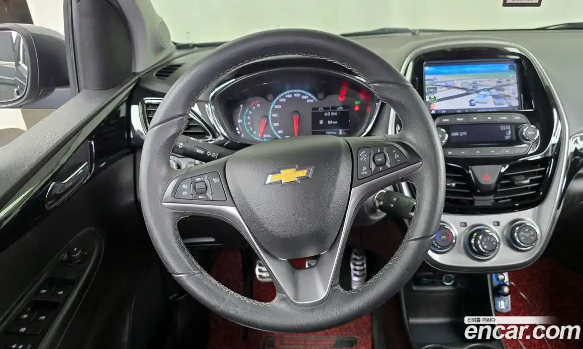 Chevrolet Spark 2016 1.0 механика в Москве, фото 19
