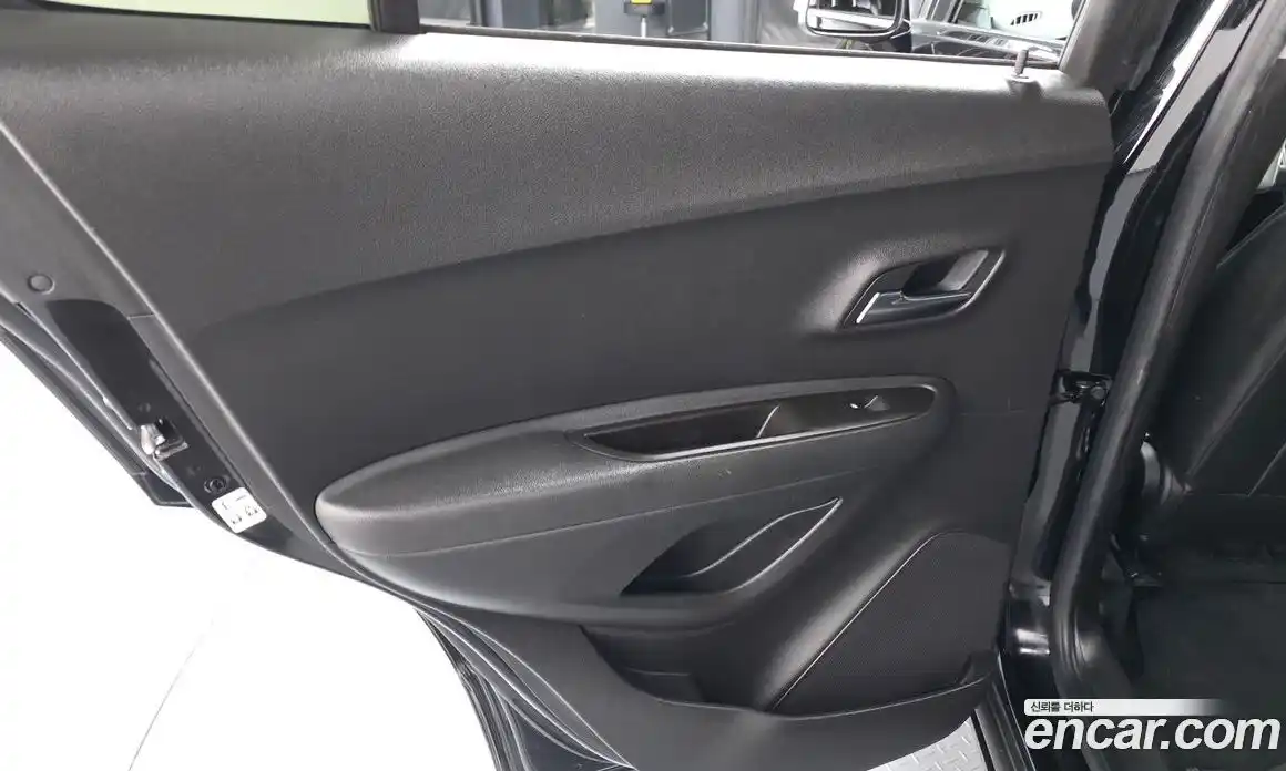 Chevrolet Trax 2017 1.4 гидро в Москве № 1541981, фото 15