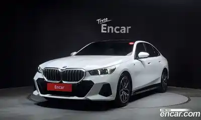 BMW 5-Series, 2025
