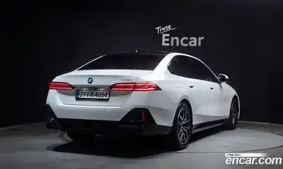 BMW 5-Series 2025 2.0 гидро в Москве № 1544110, миниатюра 2