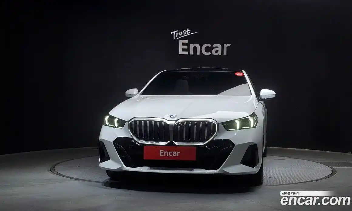 BMW 5-Series 2025 2.0 гидро в Москве № 1544110, фото 3