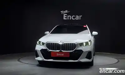 BMW 5-Series 2025 2.0 гидро в Москве № 1544110, миниатюра 3