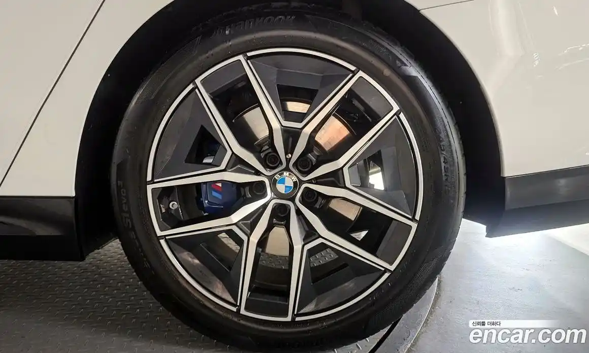 BMW 5-Series 2025 2.0 гидро в Москве № 1544110, фото 7