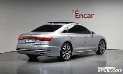 Audi A8, 2021