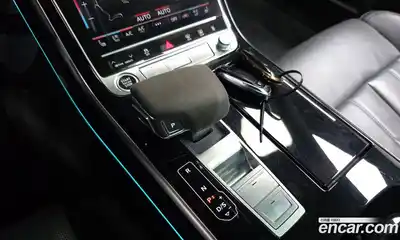 Audi A8 2021 3.0 гидро в Москве № 1546015, миниатюра 11