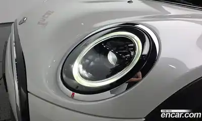 Mini Cooper Convertible 2024 1.5 гидро в Москве № 1547938, миниатюра 7
