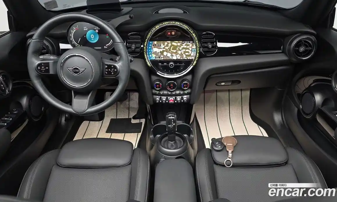 Mini Cooper Convertible 2024 1.5 гидро в Москве № 1547938, фото 9