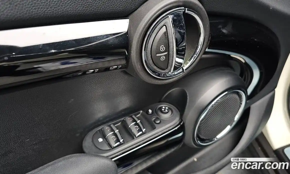 Mini Cooper 2020 1.5 гидро в Москве № 1548100, фото 24