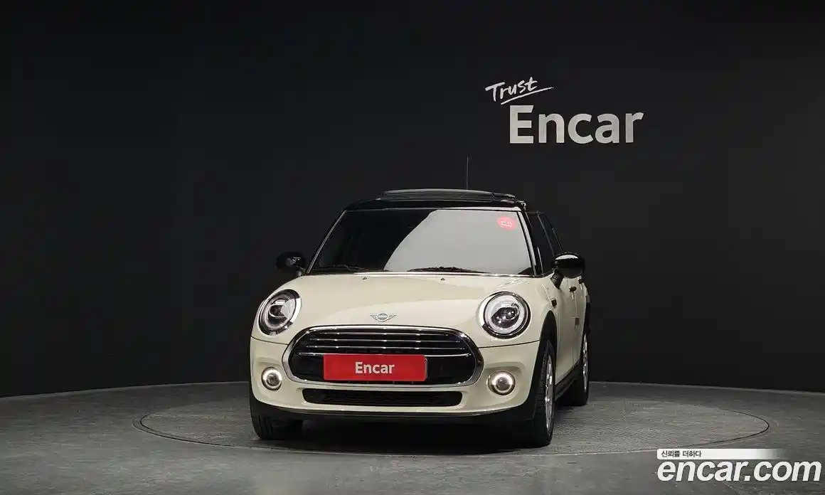 Mini Cooper 2020 1.5 гидро в Москве № 1548100, фото 3