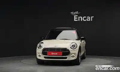 Mini Cooper 2020 1.5 гидро в Москве № 1548100, миниатюра 3