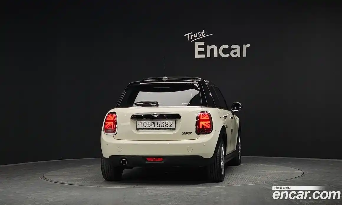 Mini Cooper 2020 1.5 гидро в Москве № 1548100, фото 4