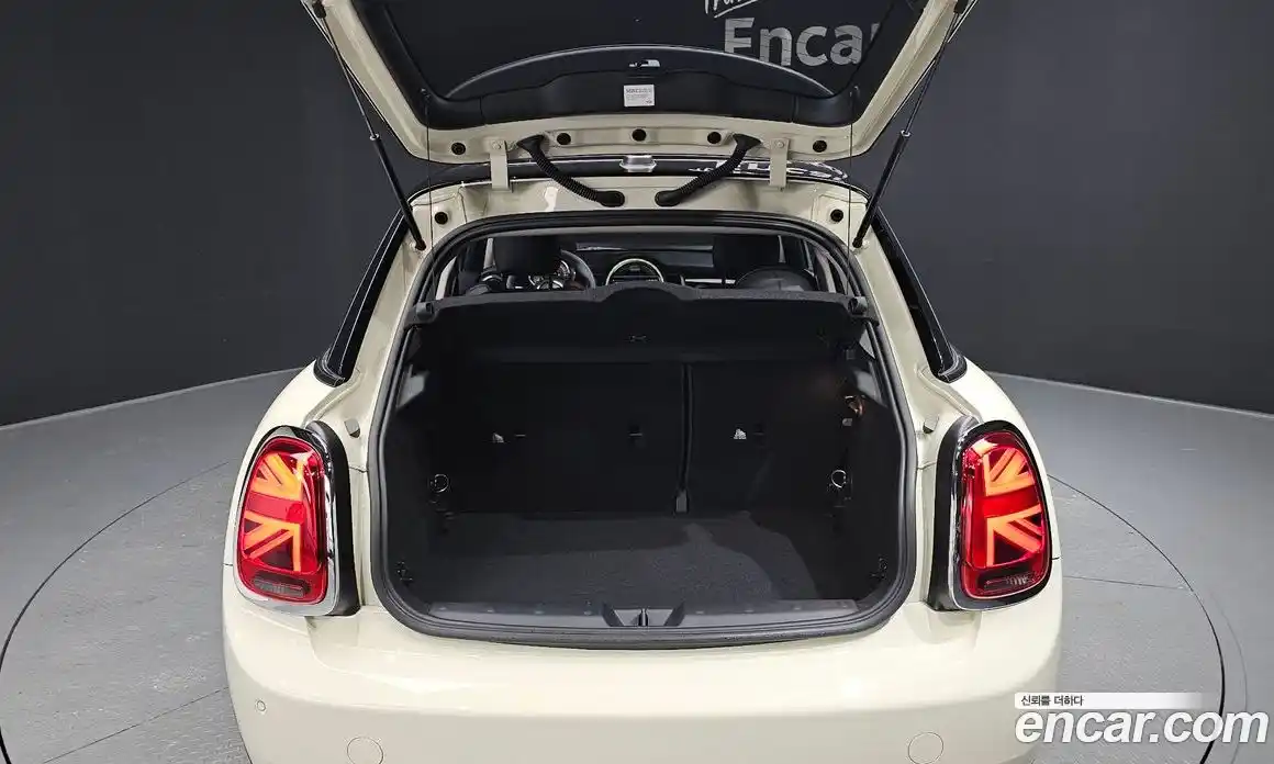 Mini Cooper 2020 1.5 гидро в Москве № 1548100, фото 6