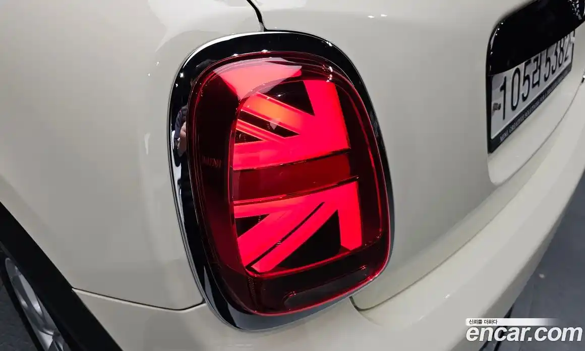 Mini Cooper 2020 1.5 гидро в Москве № 1548100, фото 9