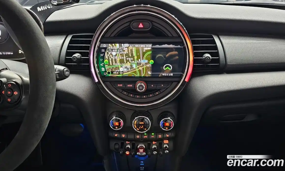 Mini Cooper 2021 1.5 гидро в Москве № 1548337, фото 20