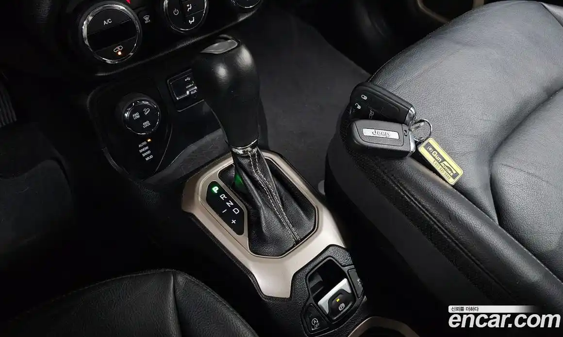 Jeep Renegade 2015 2.0 гидро в Москве № 1549775, фото 11