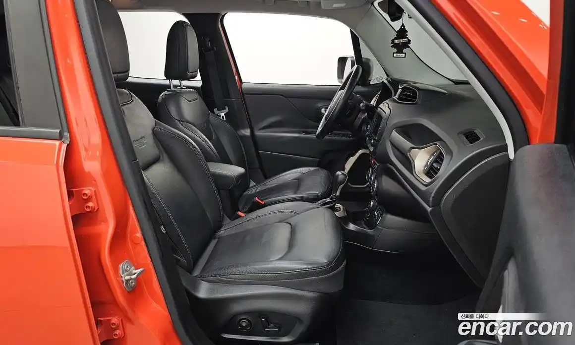 Jeep Renegade 2015 2.0 гидро в Москве № 1549775, фото 16