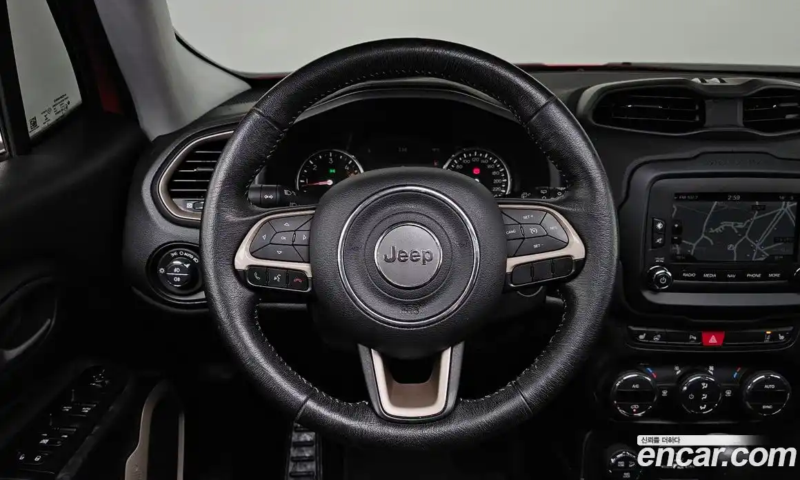 Jeep Renegade 2015 2.0 гидро в Москве № 1549775, фото 18