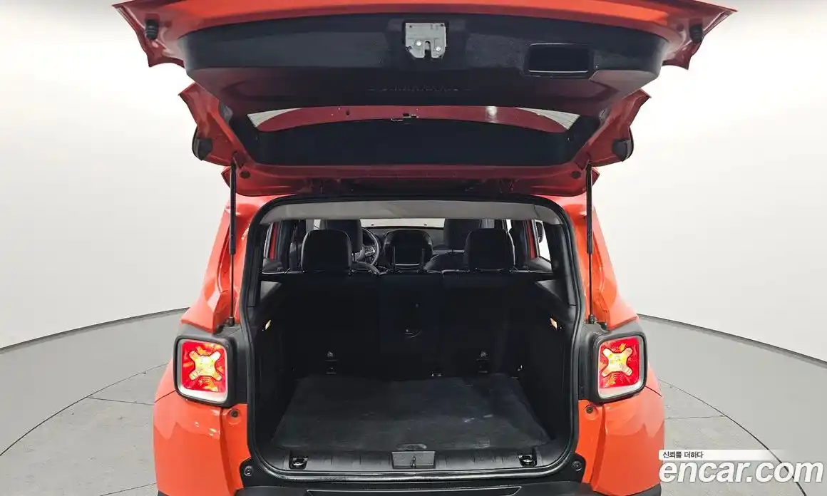 Jeep Renegade 2015 2.0 гидро в Москве № 1549775, фото 25