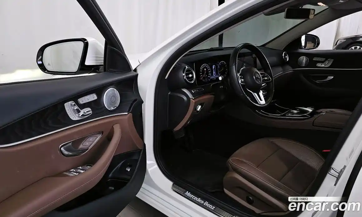 Mercedes-Benz E-Class 2020 2.0 гидро в Москве № 1617105, фото 13