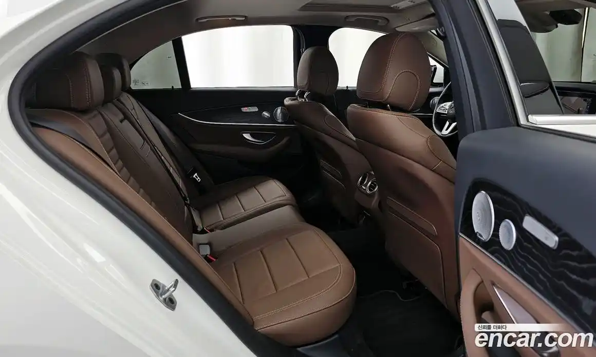 Mercedes-Benz E-Class 2020 2.0 гидро в Москве № 1617105, фото 18