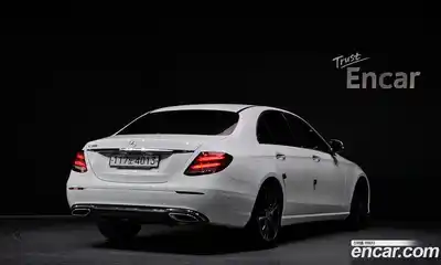 Mercedes-Benz E-Class 2020 2.0 гидро в Москве № 1617105, миниатюра 2