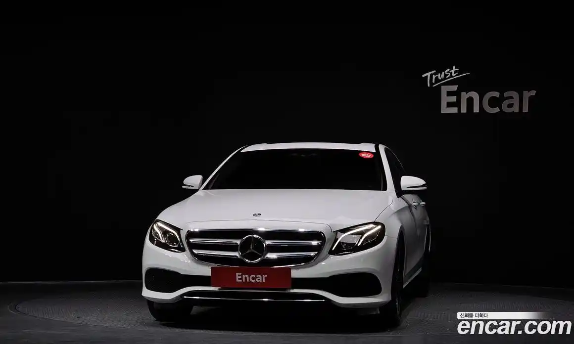 Mercedes-Benz E-Class 2020 2.0 гидро в Москве № 1617105, фото 3