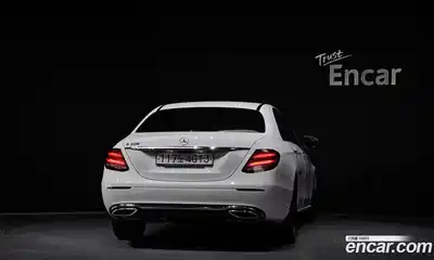 Mercedes-Benz E-Class 2020 2.0 гидро в Москве № 1617105, миниатюра 4