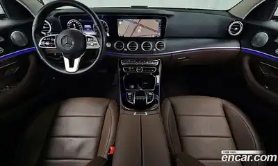 Mercedes-Benz E-Class 2020 2.0 гидро в Москве № 1617105, миниатюра 10