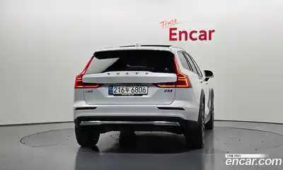 Volvo V60 2023 2.0 гидро в Москве № 1618495, миниатюра 4
