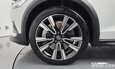 Volvo V60 2023 2.0 гидро в Москве № 1618495, миниатюра 5