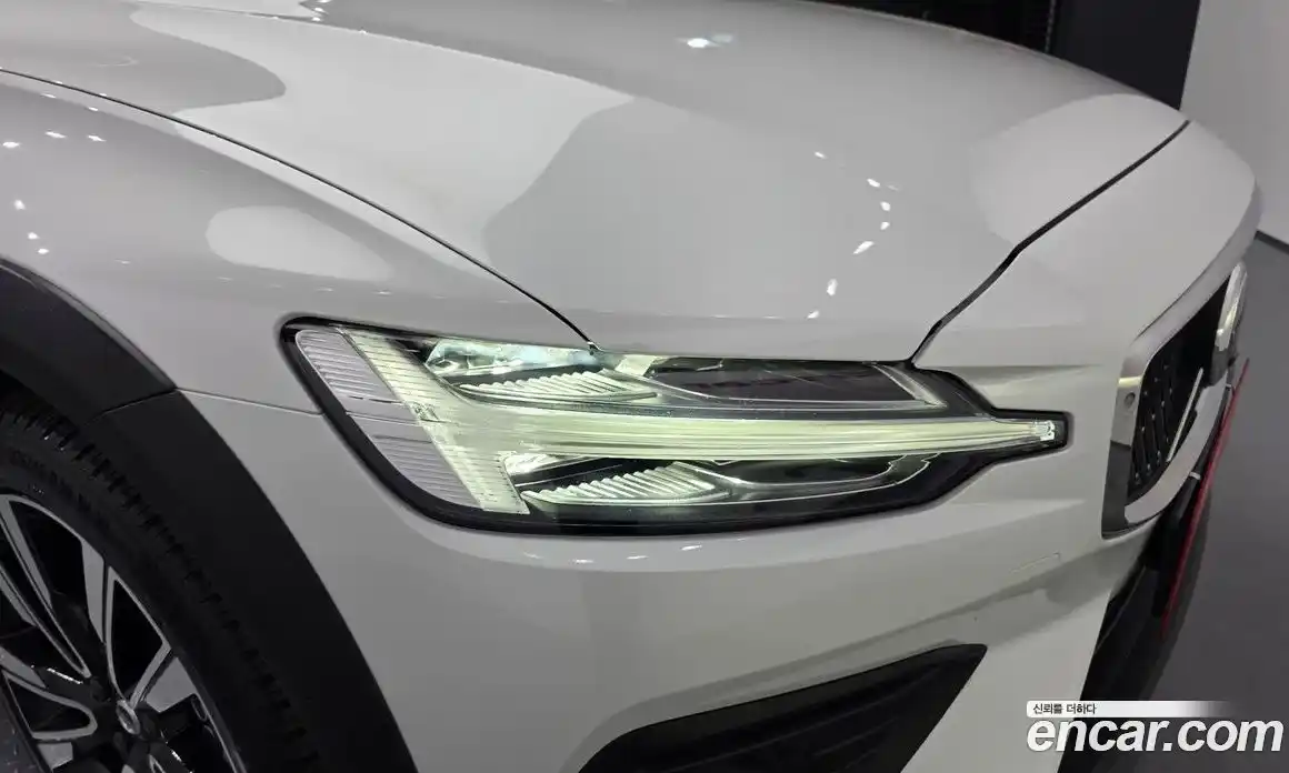 Volvo V60 2023 2.0 гидро в Москве № 1618495, фото 8
