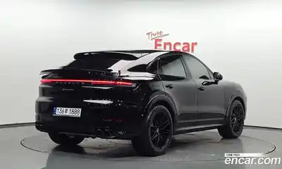 Porsche Cayenne, 2025