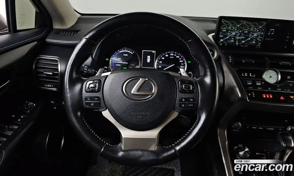 Lexus NX 2018 2.5 гидро в Москве № 1622832, фото 18