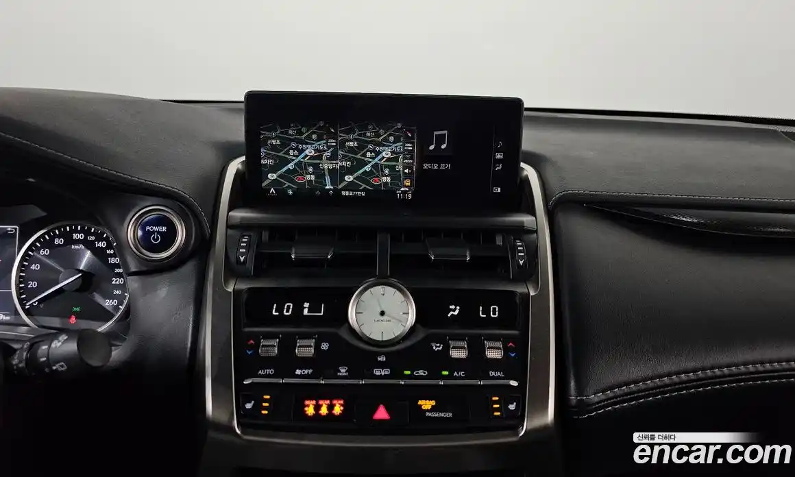 Lexus NX 2018 2.5 гидро в Москве № 1622832, фото 19