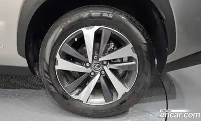 Lexus NX 2018 2.5 гидро в Москве № 1622832, миниатюра 7