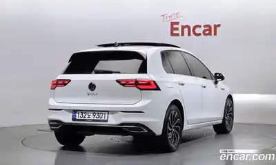 Volkswagen Golf 2022 2.0 гидро в Москве № 1623073, миниатюра 2