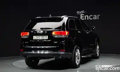 Jeep Cherokee 2019 3.6 гидро в Москве № 1624114, миниатюра 2