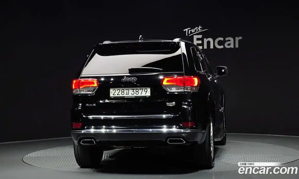 Jeep Cherokee 2019 3.6 гидро в Москве № 1624114, фото 4