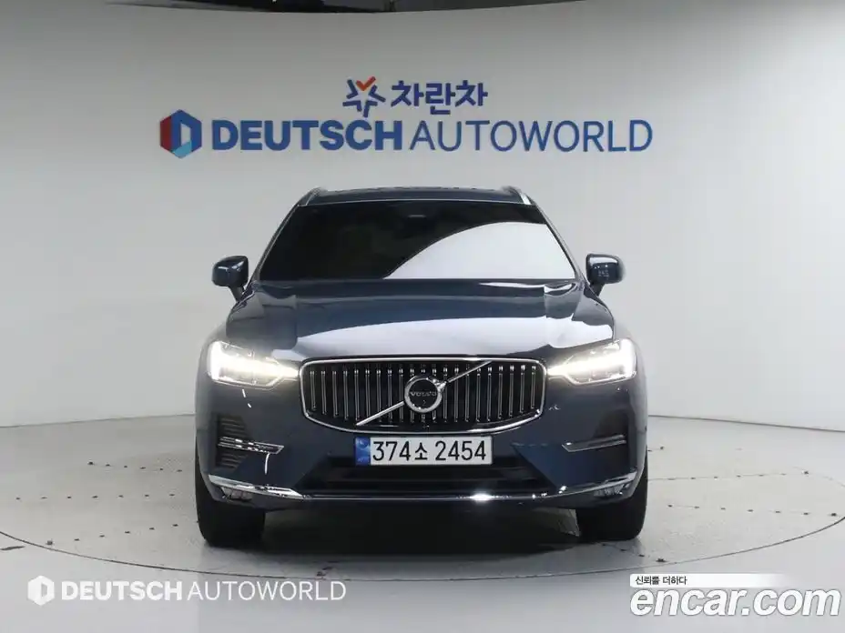 Volvo XC60 2023 2.0 гидро в Москве № 164299, фото 3