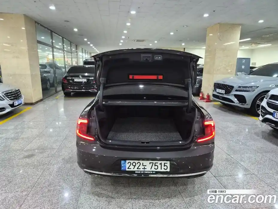 Volvo S90 2022 2.0 гидро в Москве № 164727, фото 5